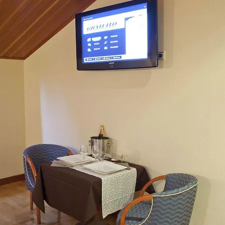 Jardin Hotel 3*